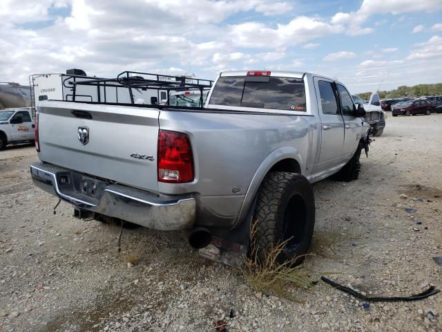 3C63RRHL4JG310890 - 2018 RAM 3500 SLT SILVER photo 3