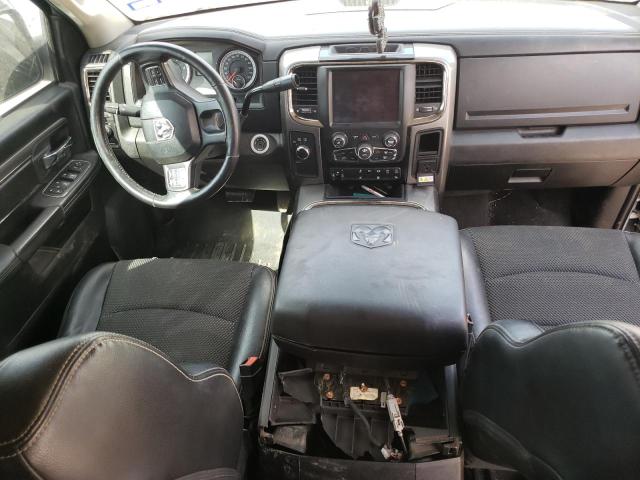 3C63RRHL4JG310890 - 2018 RAM 3500 SLT SILVER photo 8