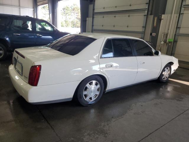 1G6KD54Y75U100089 - 2005 CADILLAC DEVILLE WHITE photo 3