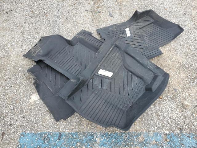 1GYS4KKJ7JR241852 - 2018 CADILLAC ESCALADE ESV PLATINUM თეთრი ფოტო 13