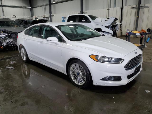 3FA6P0HD0FR181273 - 2015 FORD FUSION SE WHITE photo 4