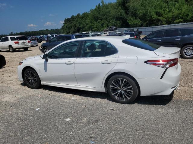 4T1G11AK3LU900904 - 2020 TOYOTA CAMRY SE WHITE photo 2