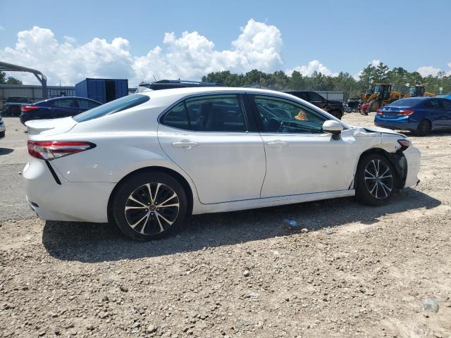 4T1G11AK3LU900904 - 2020 TOYOTA CAMRY SE WHITE photo 3