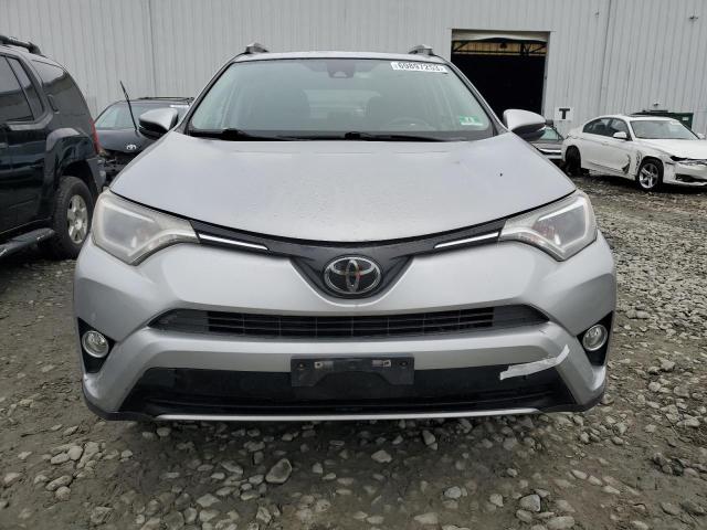 JTMRFREV5JJ233186 - 2018 TOYOTA RAV4 ADVENTURE SILVER photo 5