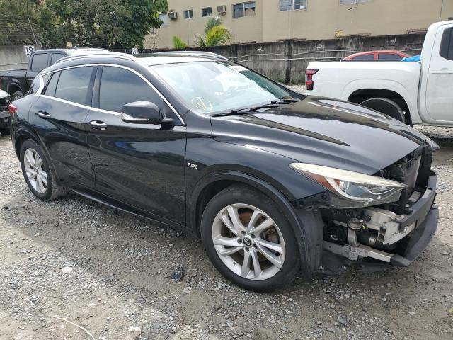 SJKCH5CP5HA026446 - 2017 INFINITI QX30 BASE BLACK photo 4