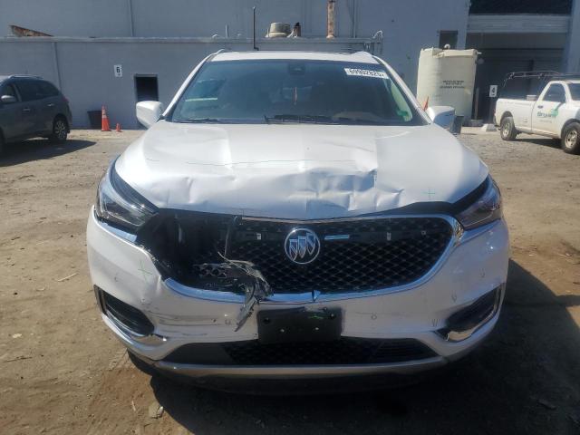 5GAEVCKW0KJ215208 - 2019 BUICK ENCLAVE AVENIR WHITE photo 5