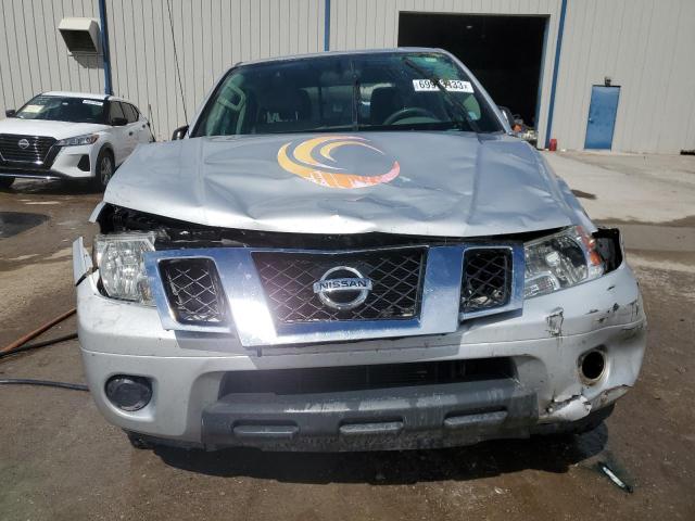 1N6AD0EV4KN702032 - 2019 NISSAN FRONTIER S SILVER photo 5