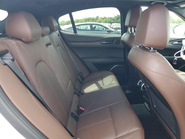 ZASPAKBNXN7D41203 - 2022 ALFA ROMEO STELVIO TI WHITE photo 11