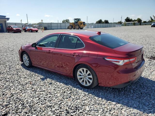 4T1C11AKXLU910439 - 2020 TOYOTA CAMRY LE Qırmızı foto 2