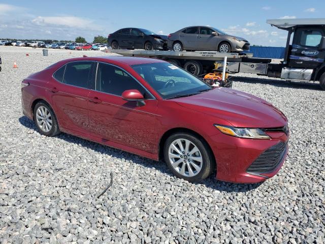 4T1C11AKXLU910439 - 2020 TOYOTA CAMRY LE Qırmızı foto 4