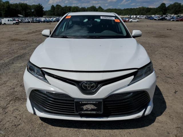 4T1B11HK3KU775014 - 2019 TOYOTA CAMRY L WHITE photo 5