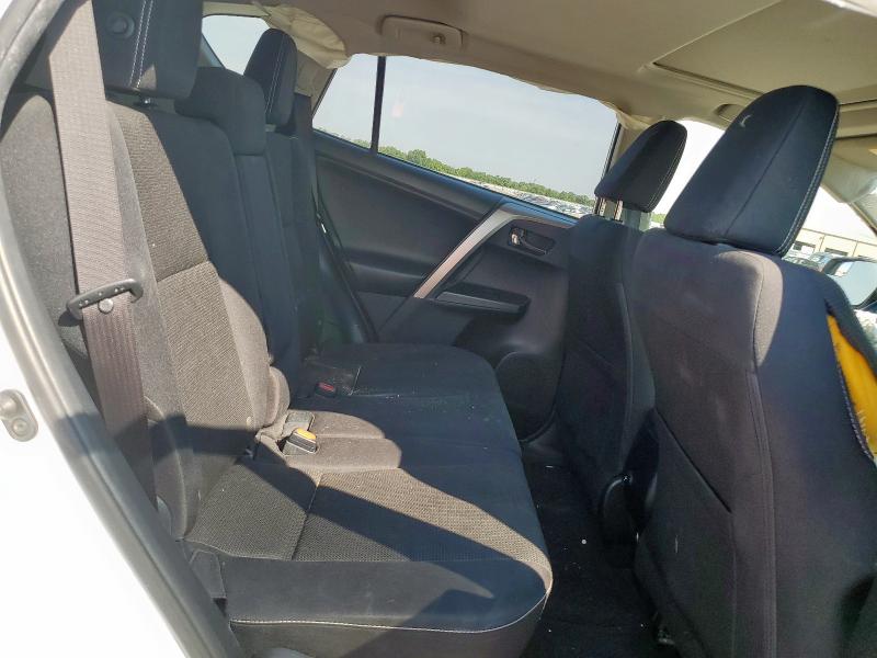 JTMWFREV8HD101812 - 2017 TOYOTA RAV4 XLE WHITE photo 11