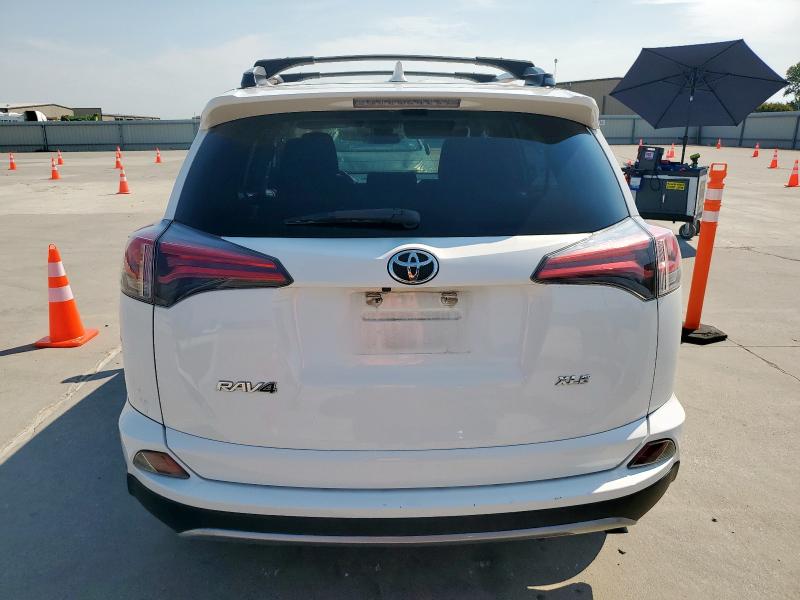 JTMWFREV8HD101812 - 2017 TOYOTA RAV4 XLE WHITE photo 6