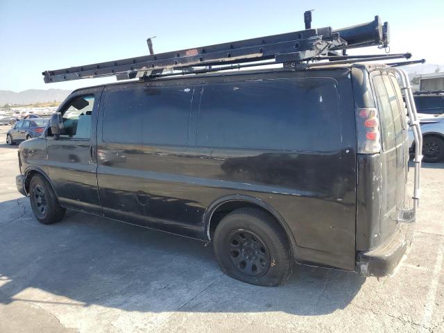 1GCSGAFX8B1126098 - 2011 CHEVROLET EXPRESS G1 BLACK photo 2