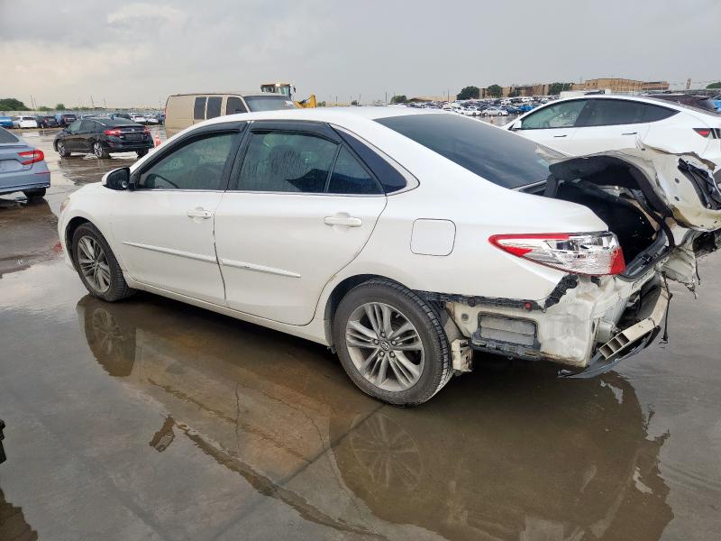 4T1BF1FK4HU276946 - 2017 TOYOTA CAMRY LE WHITE photo 2