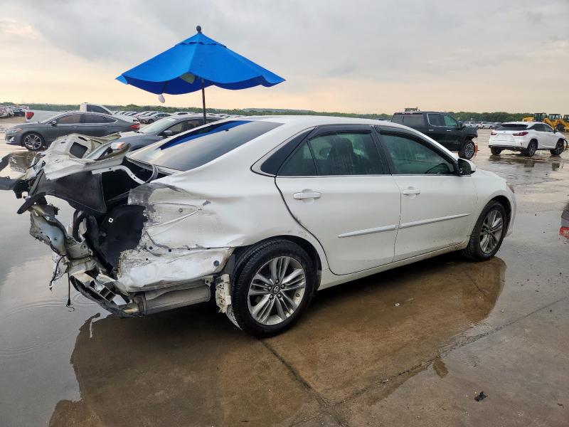 4T1BF1FK4HU276946 - 2017 TOYOTA CAMRY LE WHITE photo 3