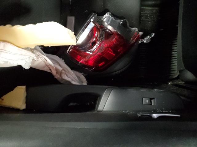 4T1BF1FKXHU698977 - 2017 TOYOTA CAMRY LE წითელი ფოტო 12