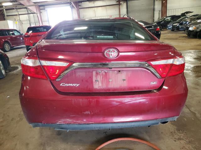 4T1BF1FKXHU698977 - 2017 TOYOTA CAMRY LE წითელი ფოტო 6