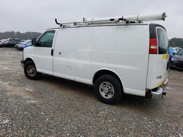 1GCWGFCB9E1129460 - 2014 CHEVROLET EXPRESS G2 WHITE photo 2