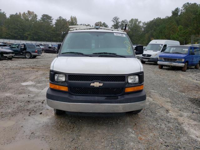 1GCWGFCB9E1129460 - 2014 CHEVROLET EXPRESS G2 WHITE photo 5