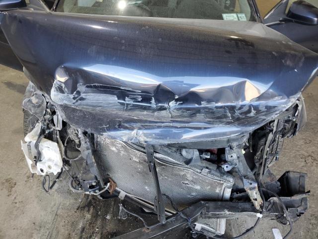 4T1BF1FK7HU697298 - 2017 TOYOTA CAMRY LE BLUE photo 11