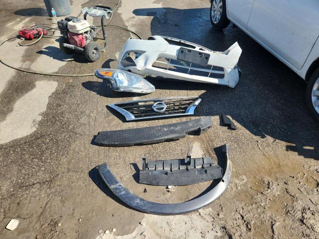 3N1CN7AP8KL881543 - 2019 NISSAN VERSA S 白色 照片 12