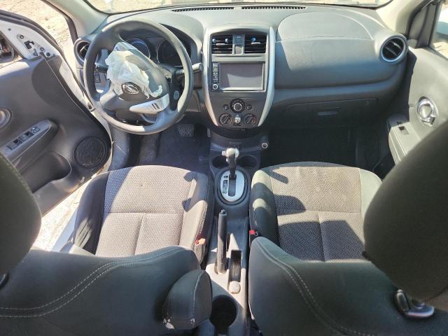 3N1CN7AP8KL881543 - 2019 NISSAN VERSA S 白色 照片 8