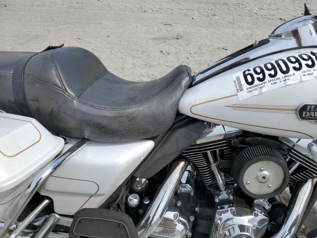 1HD1FC4118Y698220 - 2008 HARLEY-DAVIDSON FLHTCUI 白色 照片 5