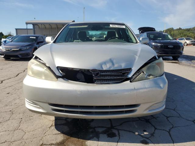 4T1BE32KX4U832711 - 2004 TOYOTA CAMRY LE 银色 照片 5