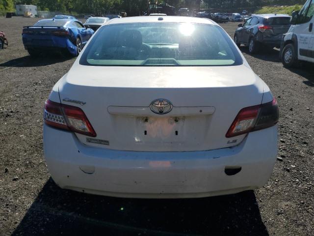 4T1BF3EK0BU637092 - 2011 TOYOTA CAMRY BASE WHITE photo 6