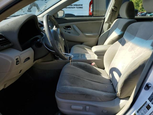 4T1BF3EK0BU637092 - 2011 TOYOTA CAMRY BASE WHITE photo 7
