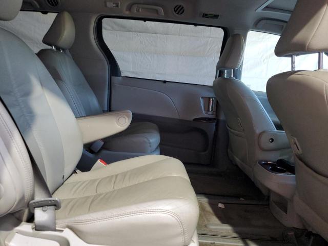 5TDDK3DC9CS033551 - 2012 TOYOTA SIENNA XLE GRAY photo 11