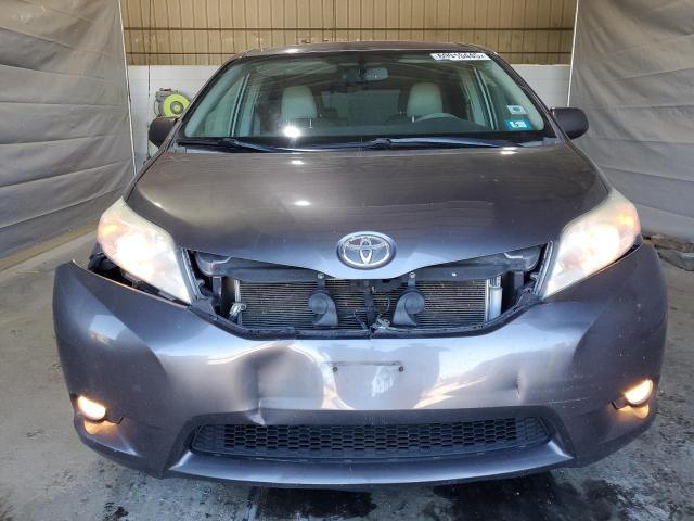 5TDDK3DC9CS033551 - 2012 TOYOTA SIENNA XLE GRAY photo 5