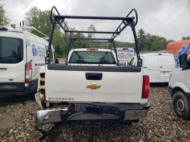 1GCHC49KX9E109927 - 2009 CHEVROLET SILVERADO C2500 HEAVY DUTY WHITE photo 6