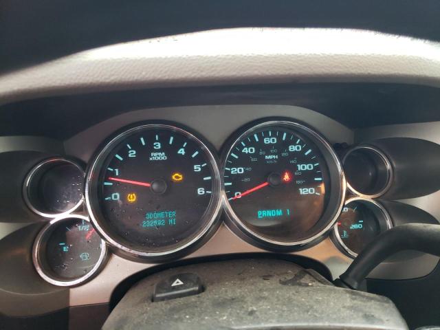 1GCHC49KX9E109927 - 2009 CHEVROLET SILVERADO C2500 HEAVY DUTY WHITE photo 9