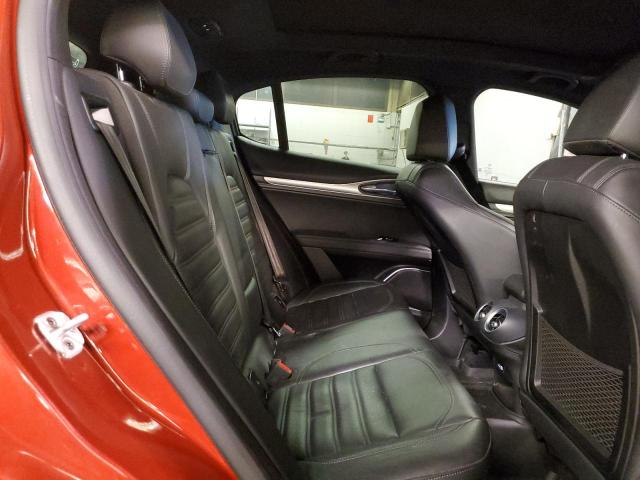 ZASPAKBN3K7C32657 - 2019 ALFA ROMEO STELVIO TI RED photo 10