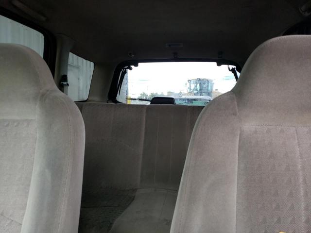 4F2YU06121KM60175 - 2001 MAZDA TRIBUTE DX 银色 照片 10