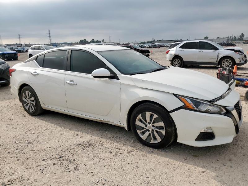 1N4BL4BV2KN326877 - 2019 NISSAN ALTIMA S Белый фото 4