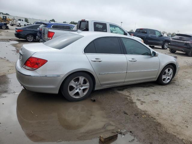 JH4KB16586C006775 - 2006 ACURA RL SILVER photo 3