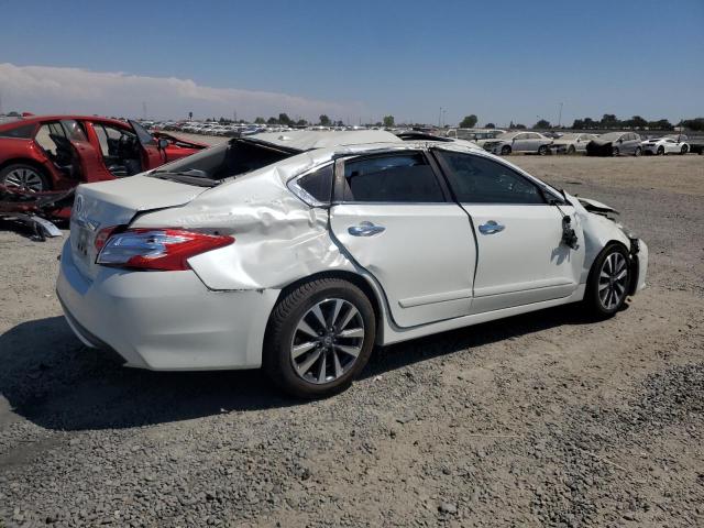 1N4AL3AP2GC272802 - 2016 NISSAN ALTIMA 2.5 WHITE photo 3