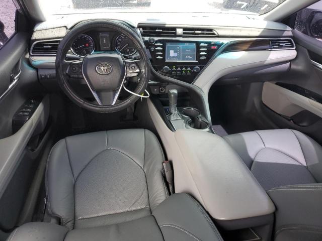 4T1B11HK3KU783517 - 2019 TOYOTA CAMRY L SILVER photo 8