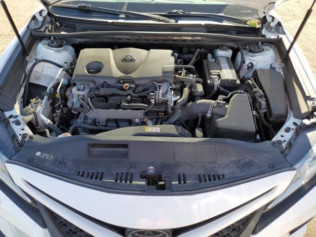 4T1B11HK0KU802699 - 2019 TOYOTA CAMRY L WHITE photo 11