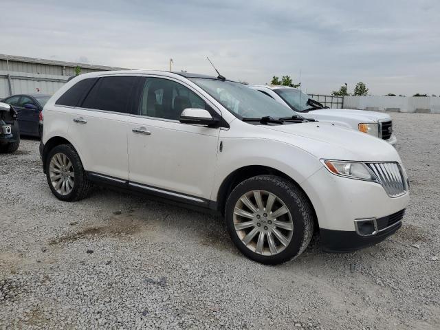 2LMDJ8JK8DBL11094 - 2013 LINCOLN MKX WHITE photo 4