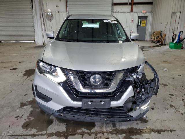 KNMAT2MV0JP515599 - 2018 NISSAN ROGUE S ვერცხლისფერი ფოტო 5