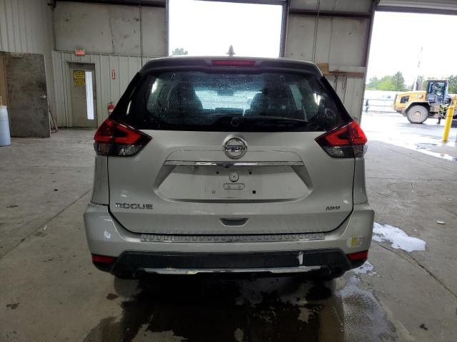 KNMAT2MV0JP515599 - 2018 NISSAN ROGUE S ვერცხლისფერი ფოტო 6