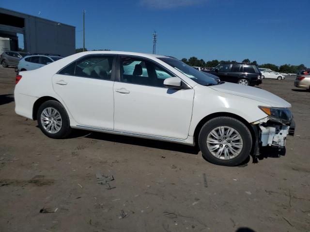 4T4BF1FK4DR291589 - 2013 TOYOTA CAMRY L WHITE photo 4