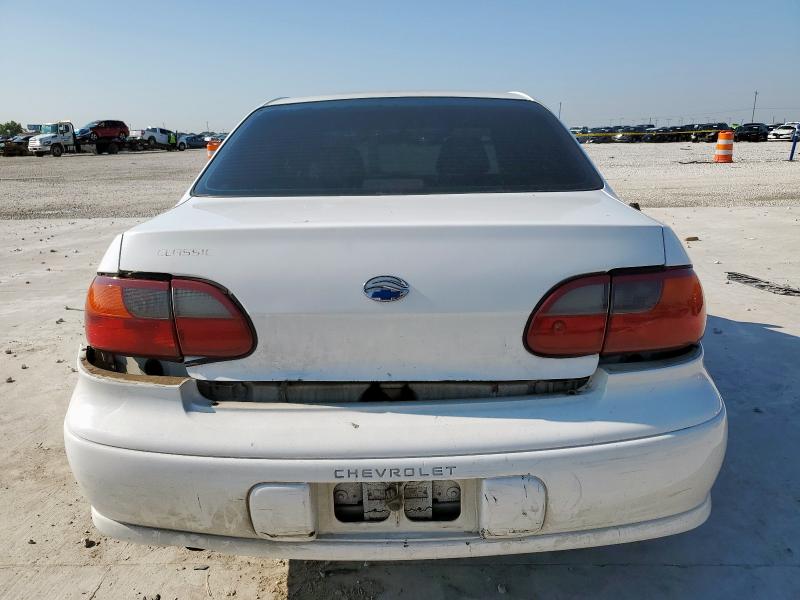 1G1ND52F24M522631 - 2004 CHEVROLET CLASSIC WHITE photo 6