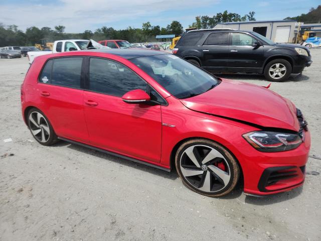 3VW547AU0JM267235 - 2018 VOLKSWAGEN GTI S RED photo 4