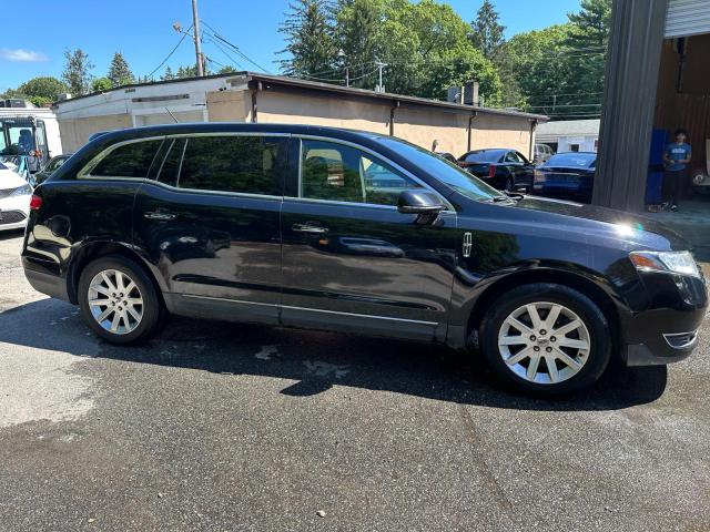 2LMHJ5NK3HBL01668 - 2017 LINCOLN MKT BLACK photo 12