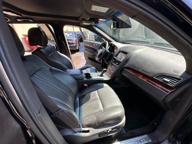 2LMHJ5NK3HBL01668 - 2017 LINCOLN MKT BLACK photo 5